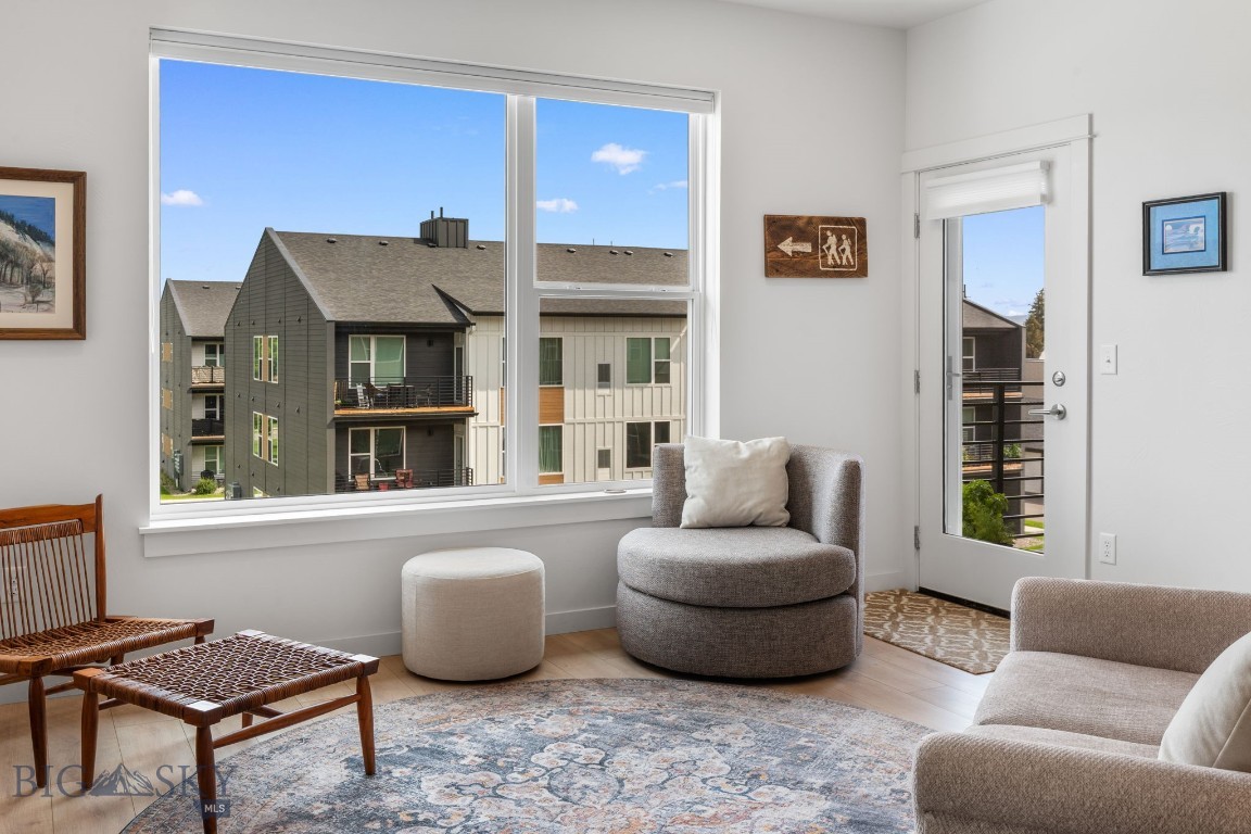 2221F Willow Drive 102