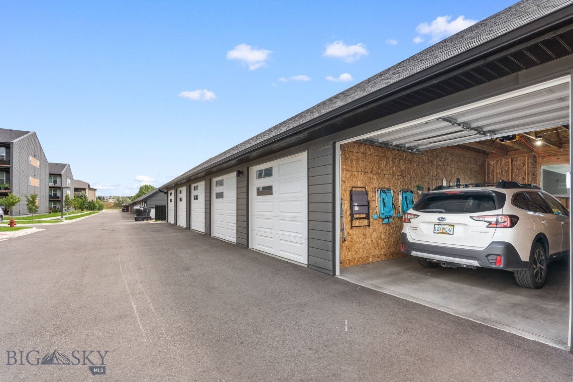 2221F Willow Drive 102