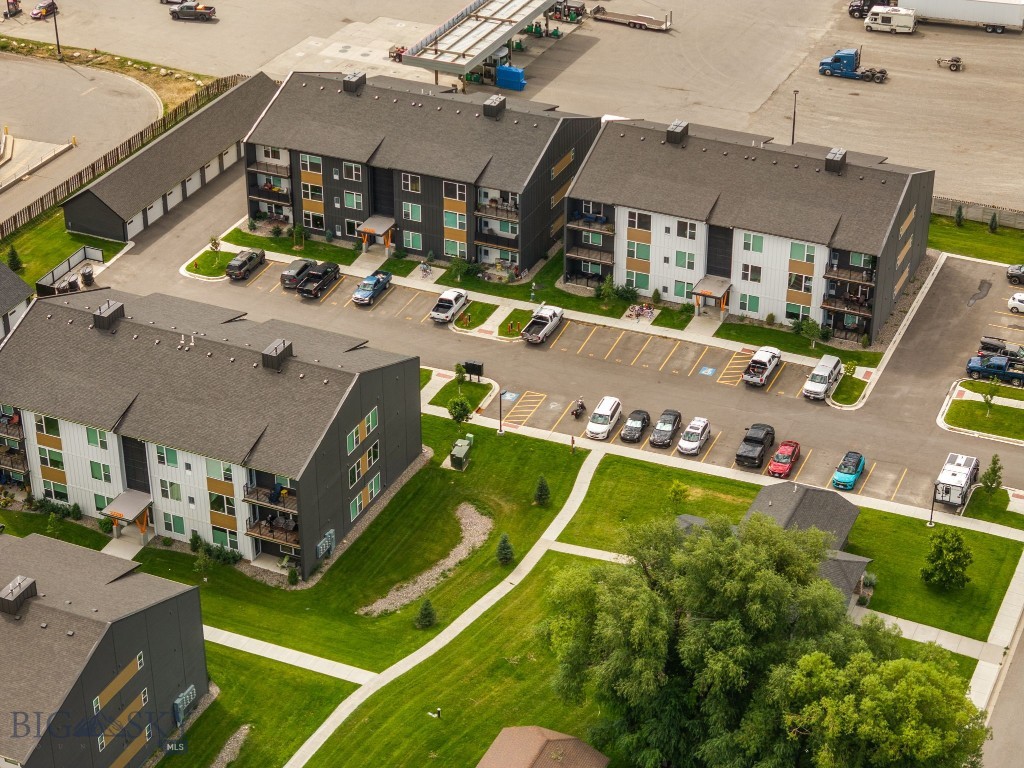 2221F Willow Drive 102