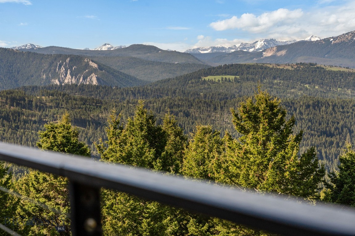 271 Sled Run Road
