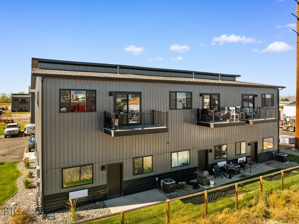 203 Fletching Way