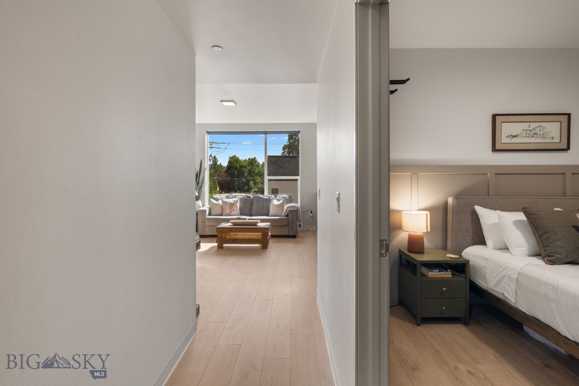 718 W Babcock Street 301