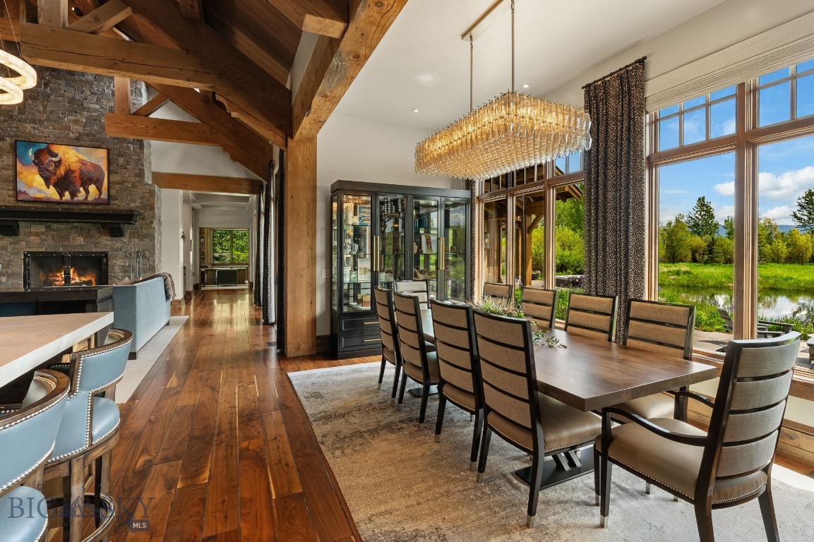 100 Farm View Lane