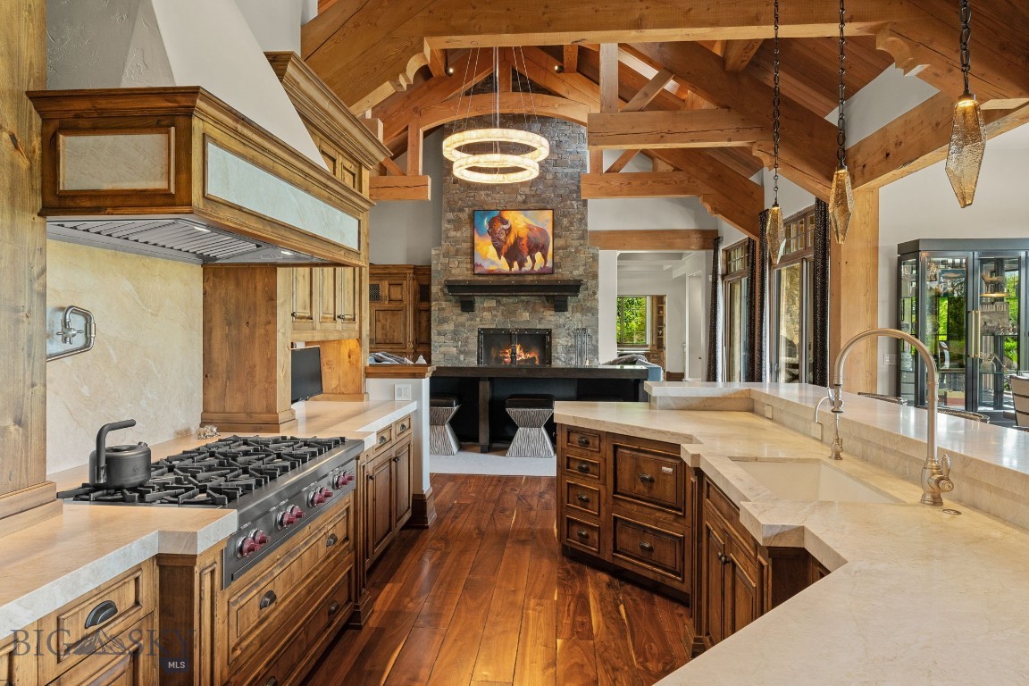 100 Farm View Lane