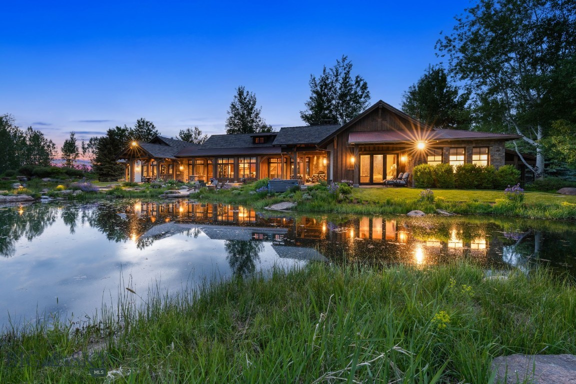 100 Farm View Lane