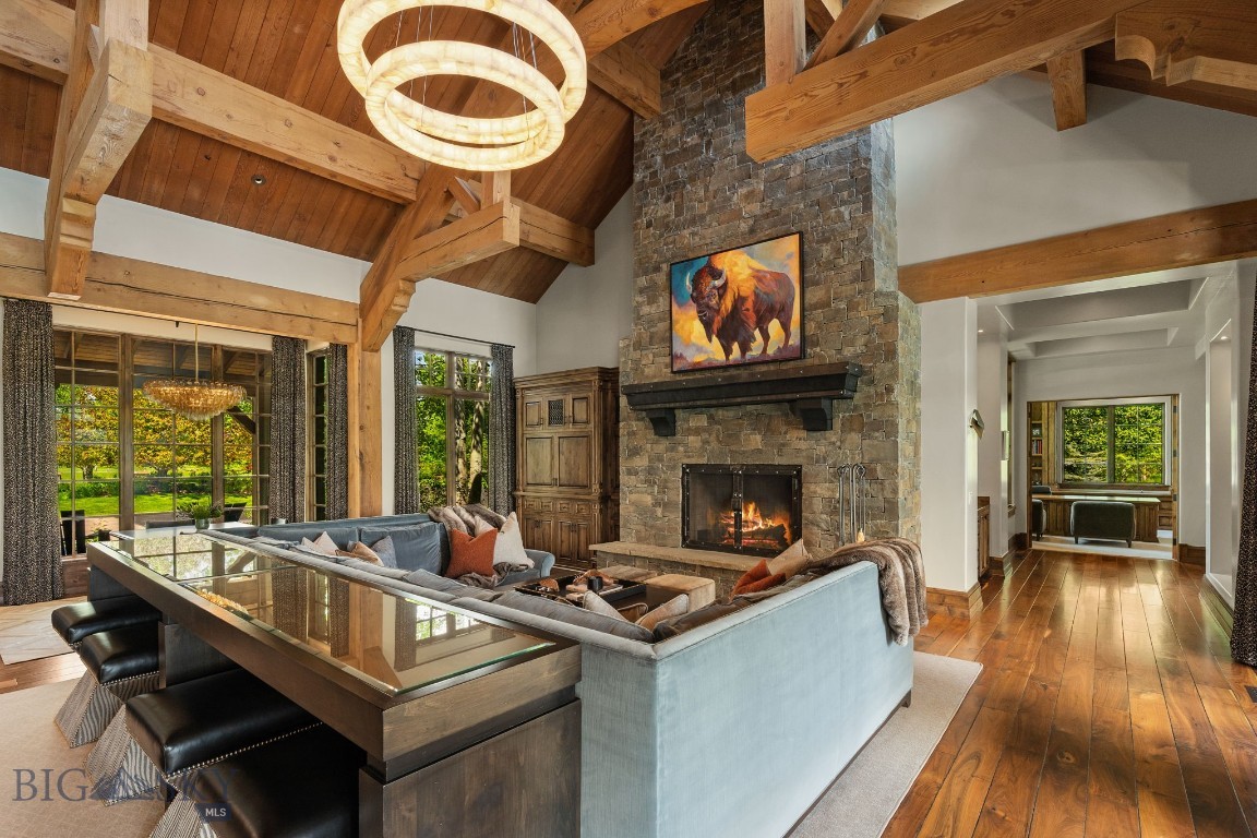 100 Farm View Lane