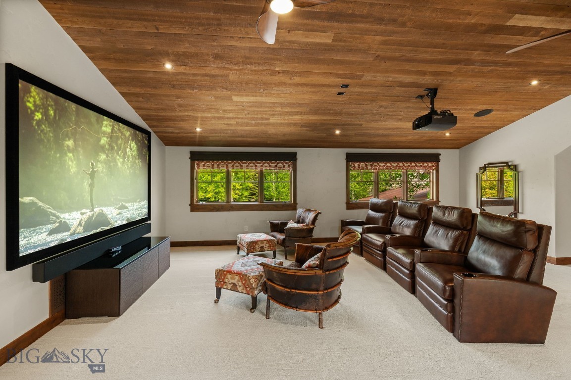 100 Farm View Lane