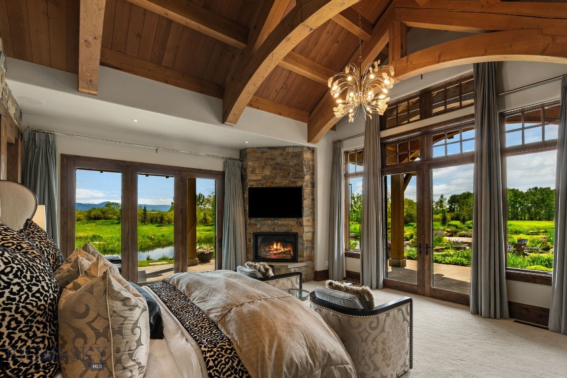 100 Farm View Lane