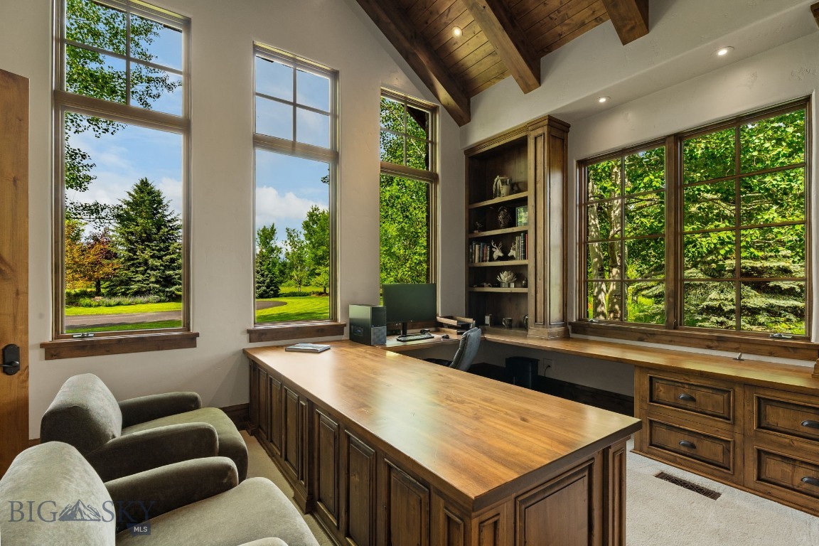 100 Farm View Lane
