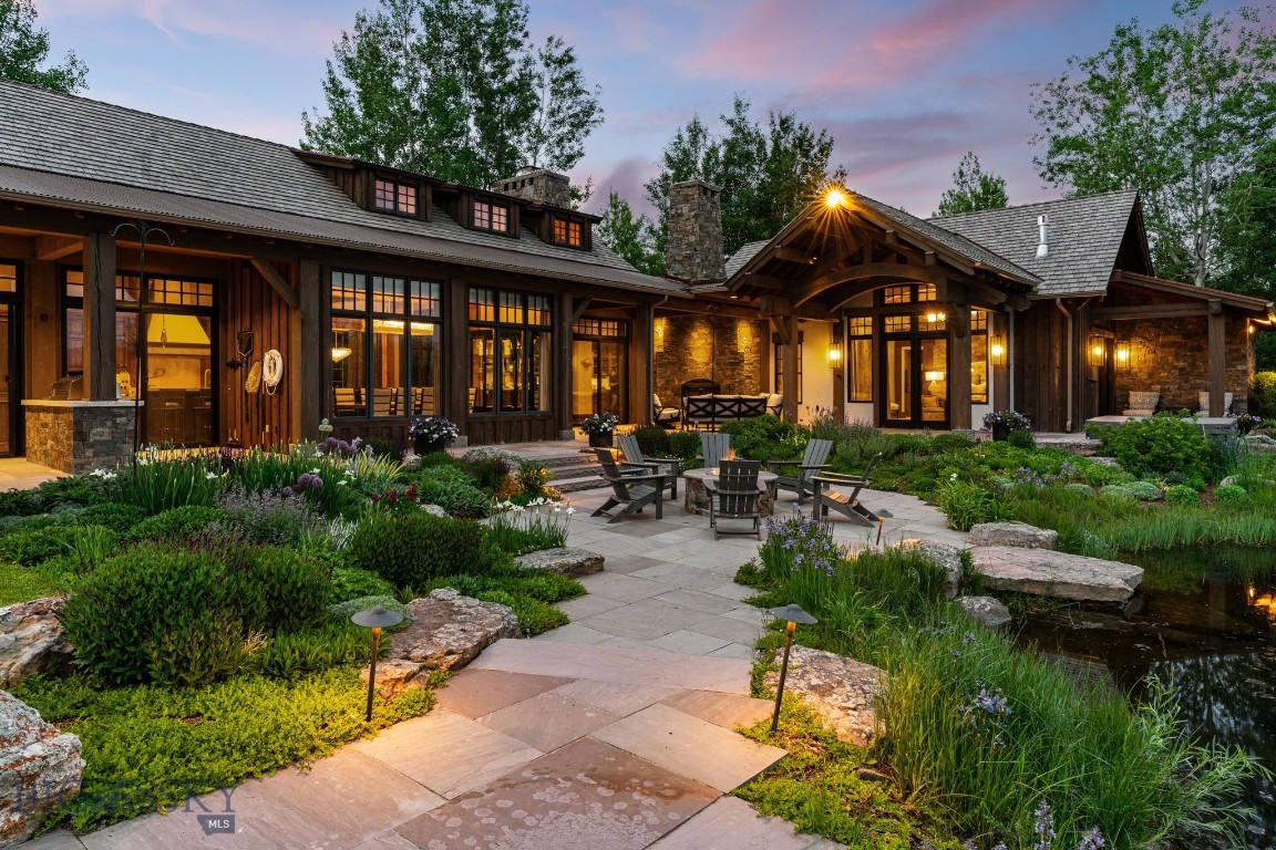 100 Farm View Lane