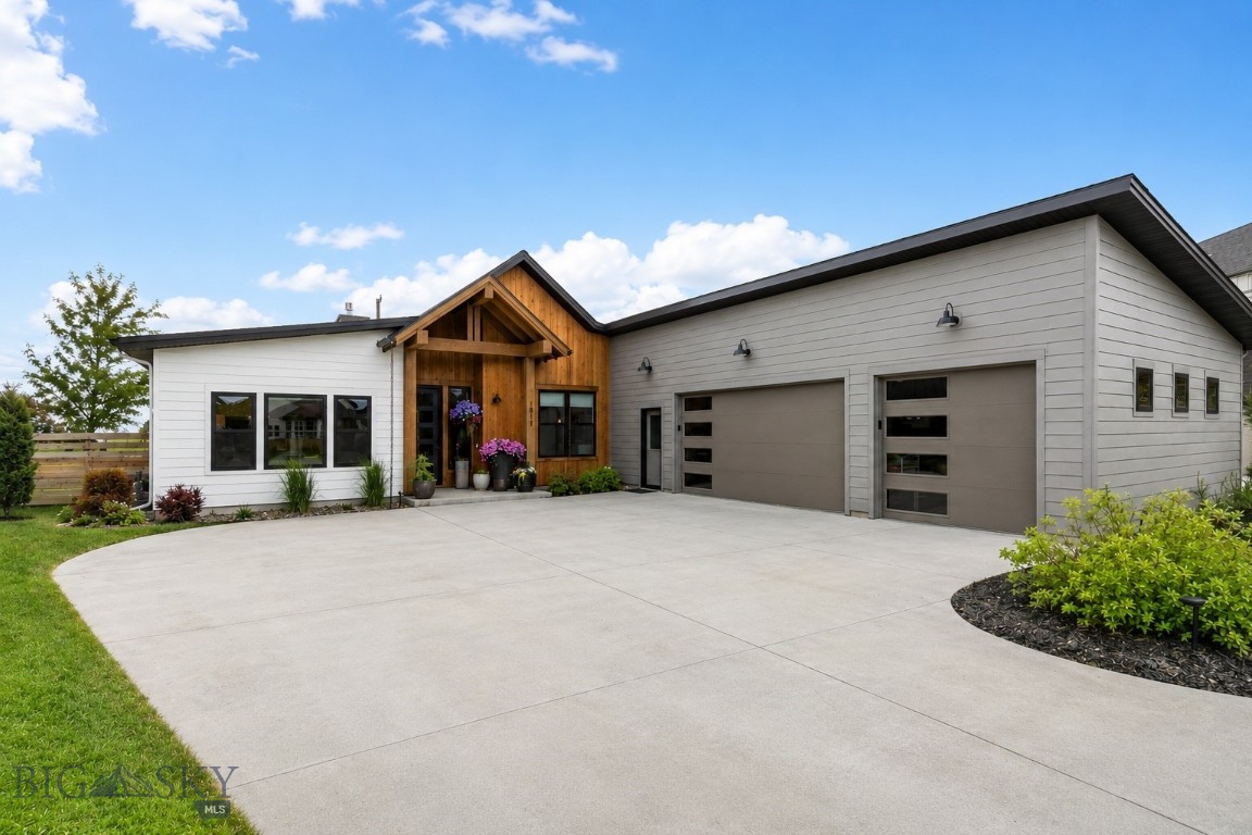 1813 Windrow Drive