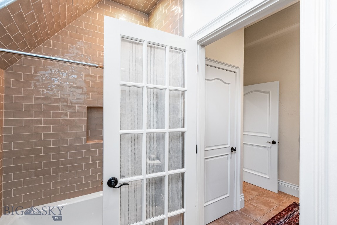 11 Kean Drive