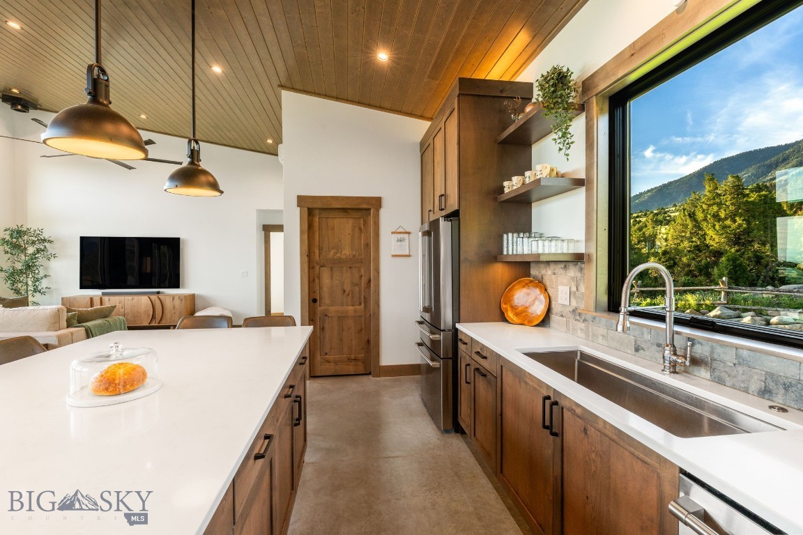 1580 Evan Reese Creek Road