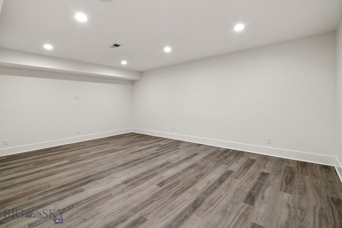 725 S 6th Avenue