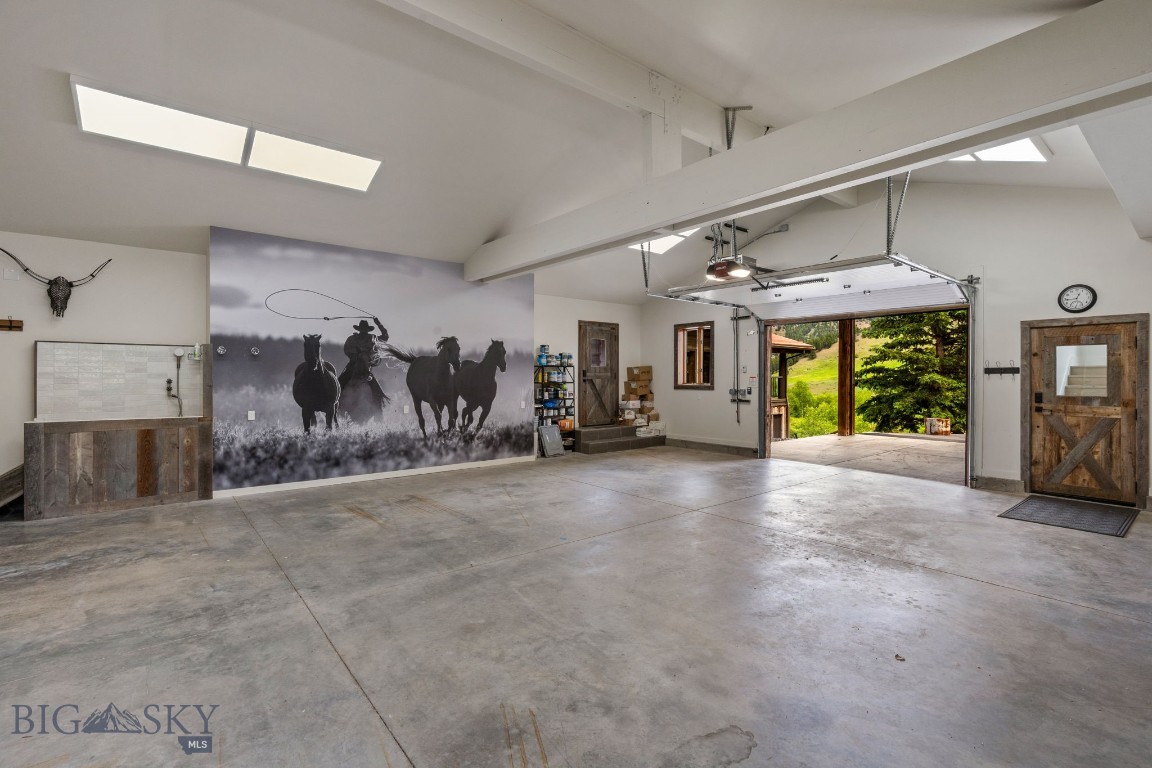 4800 Meadow Lane