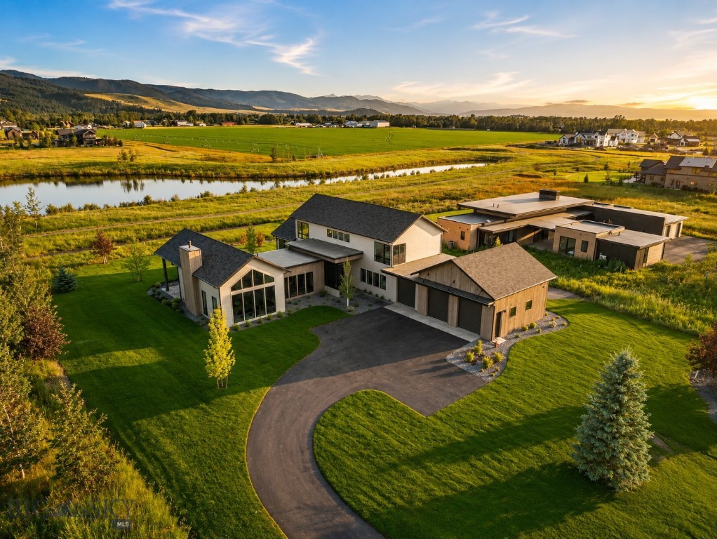 336 Clancy Way