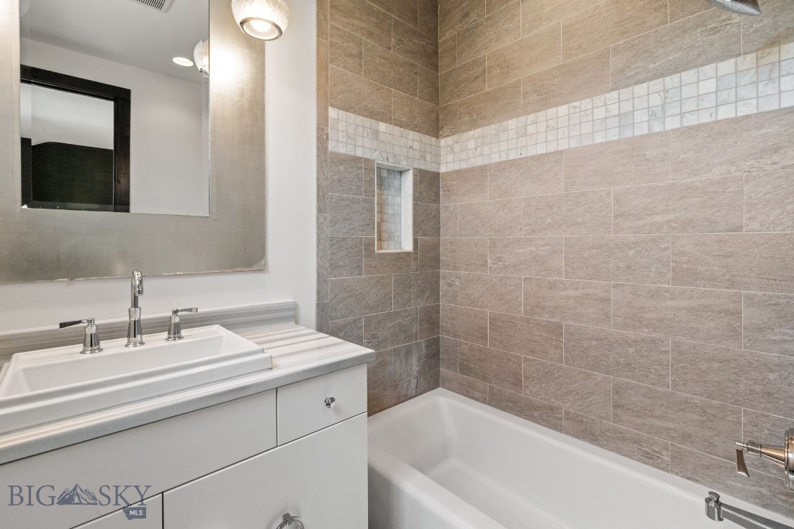 1226 Boylan Road
