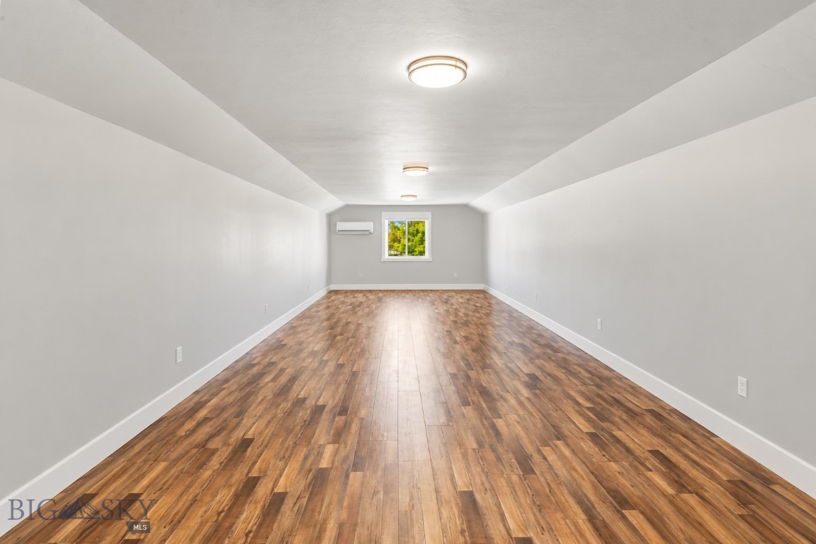 1255 Candlelight Drive