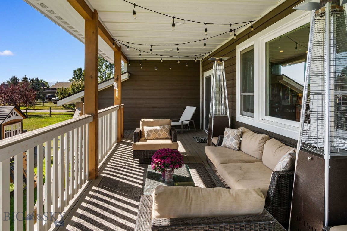 1255 Candlelight Drive
