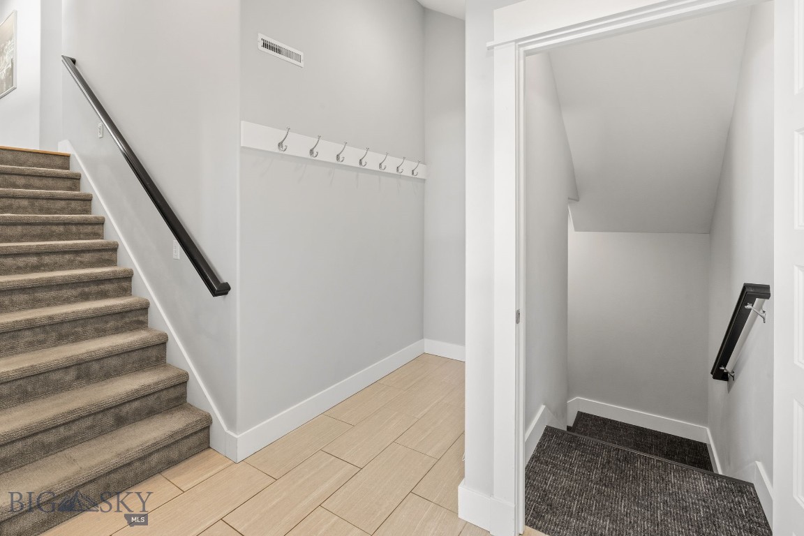 1255 Candlelight Drive