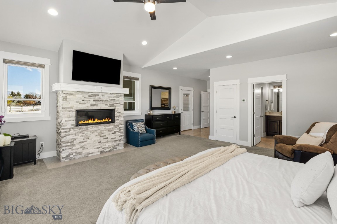 1255 Candlelight Drive