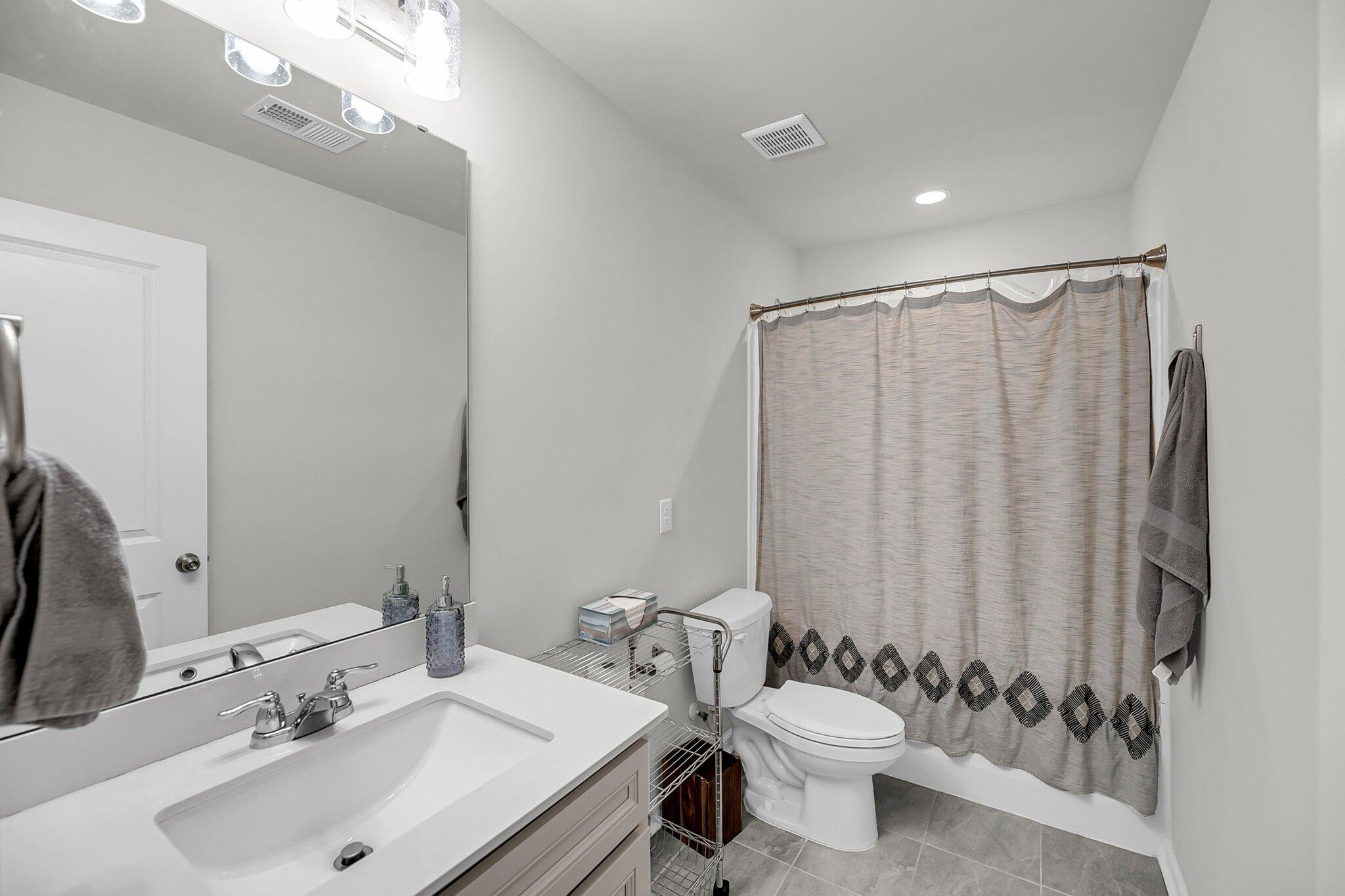 2109 Rowan Road