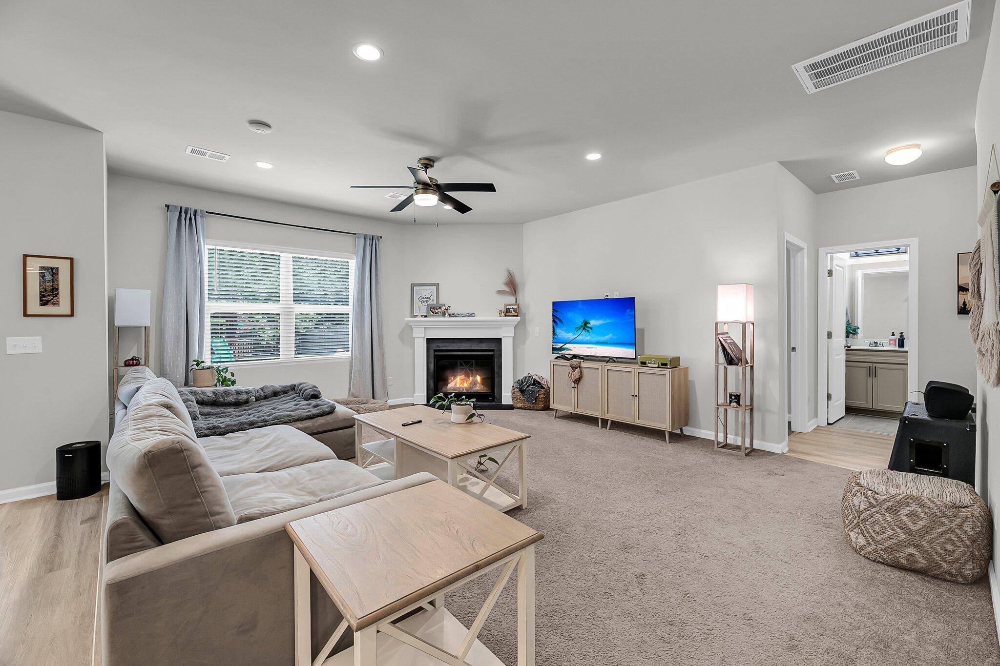 2109 Rowan Road