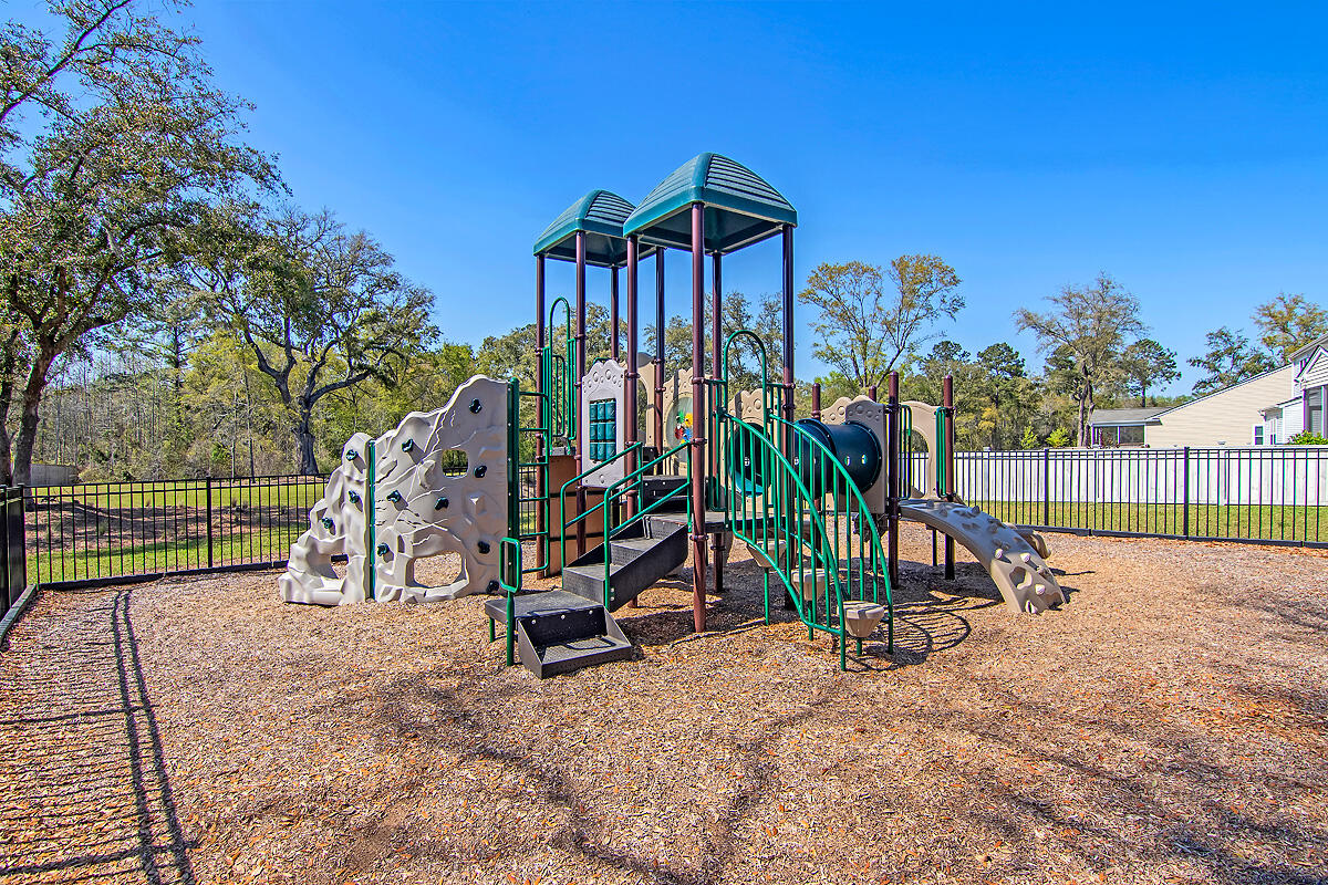 2109 Rowan Road
