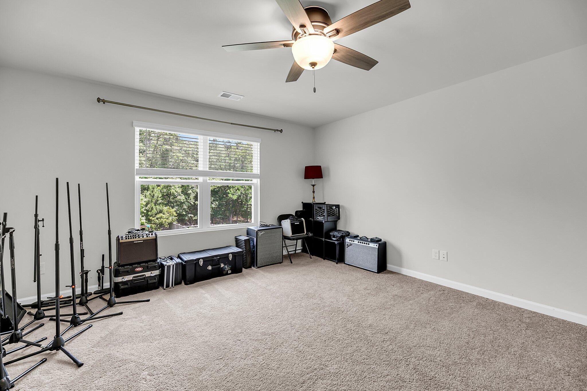 2109 Rowan Road
