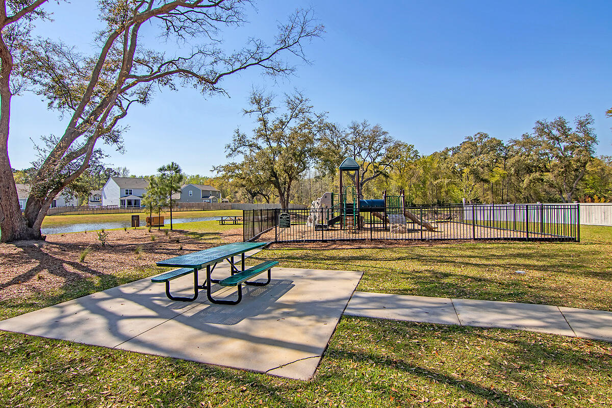 2109 Rowan Road