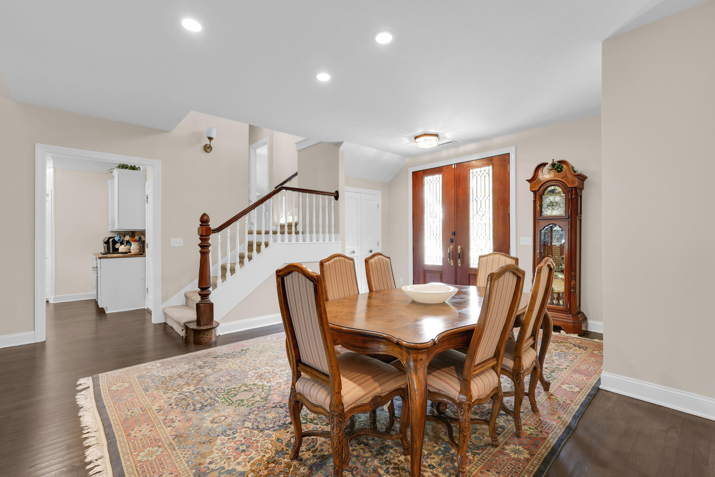 2860 Old Drake Drive