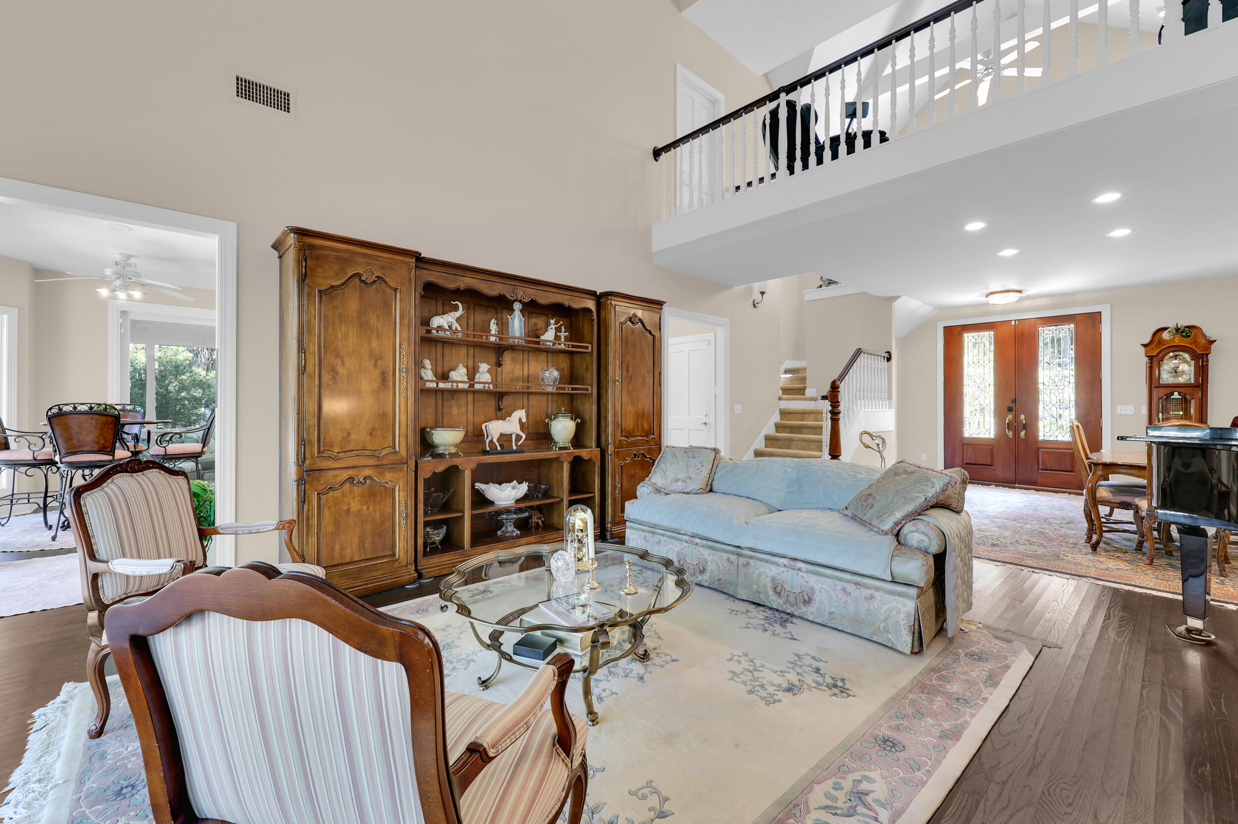 2860 Old Drake Drive