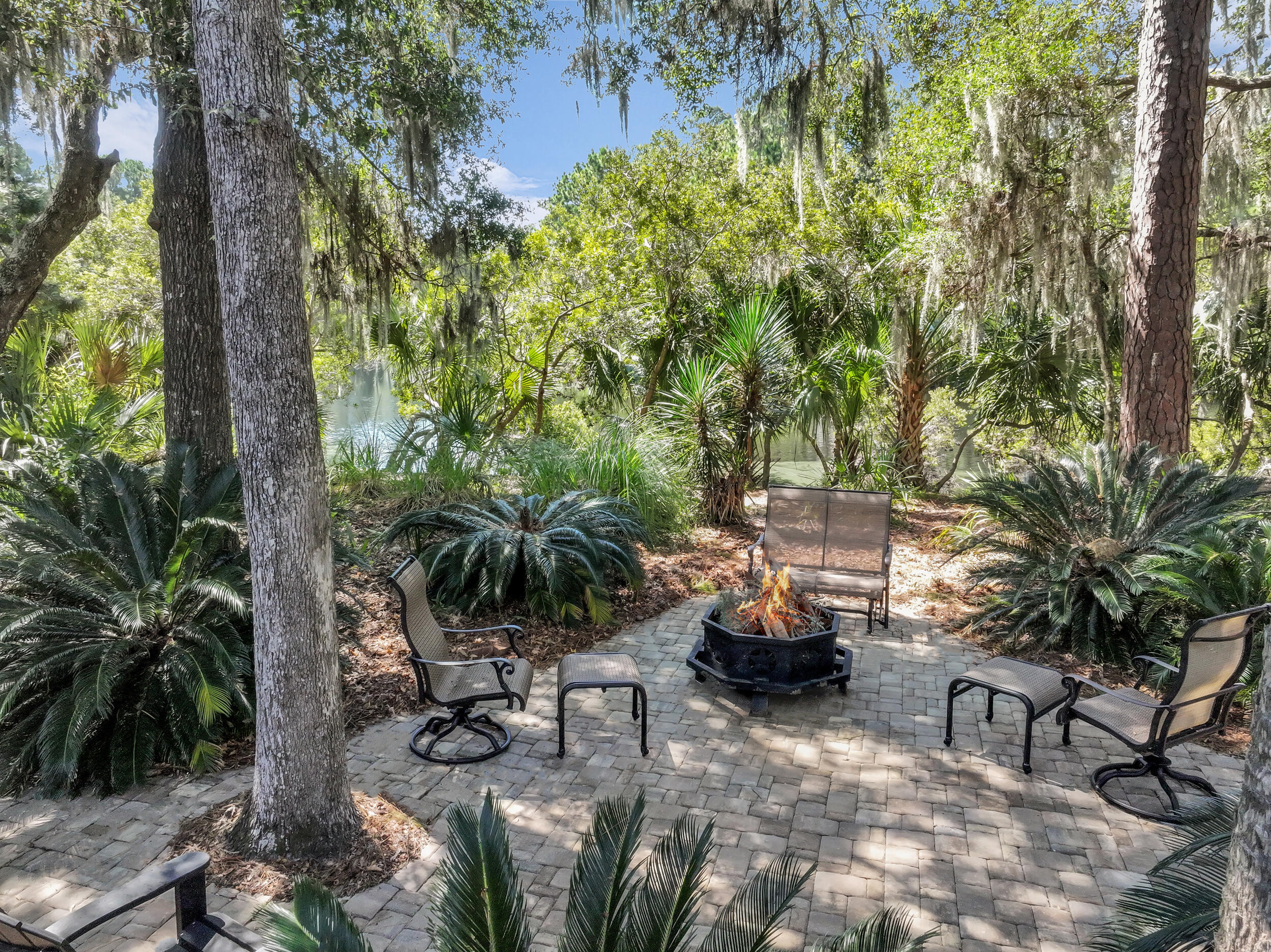 2860 Old Drake Drive