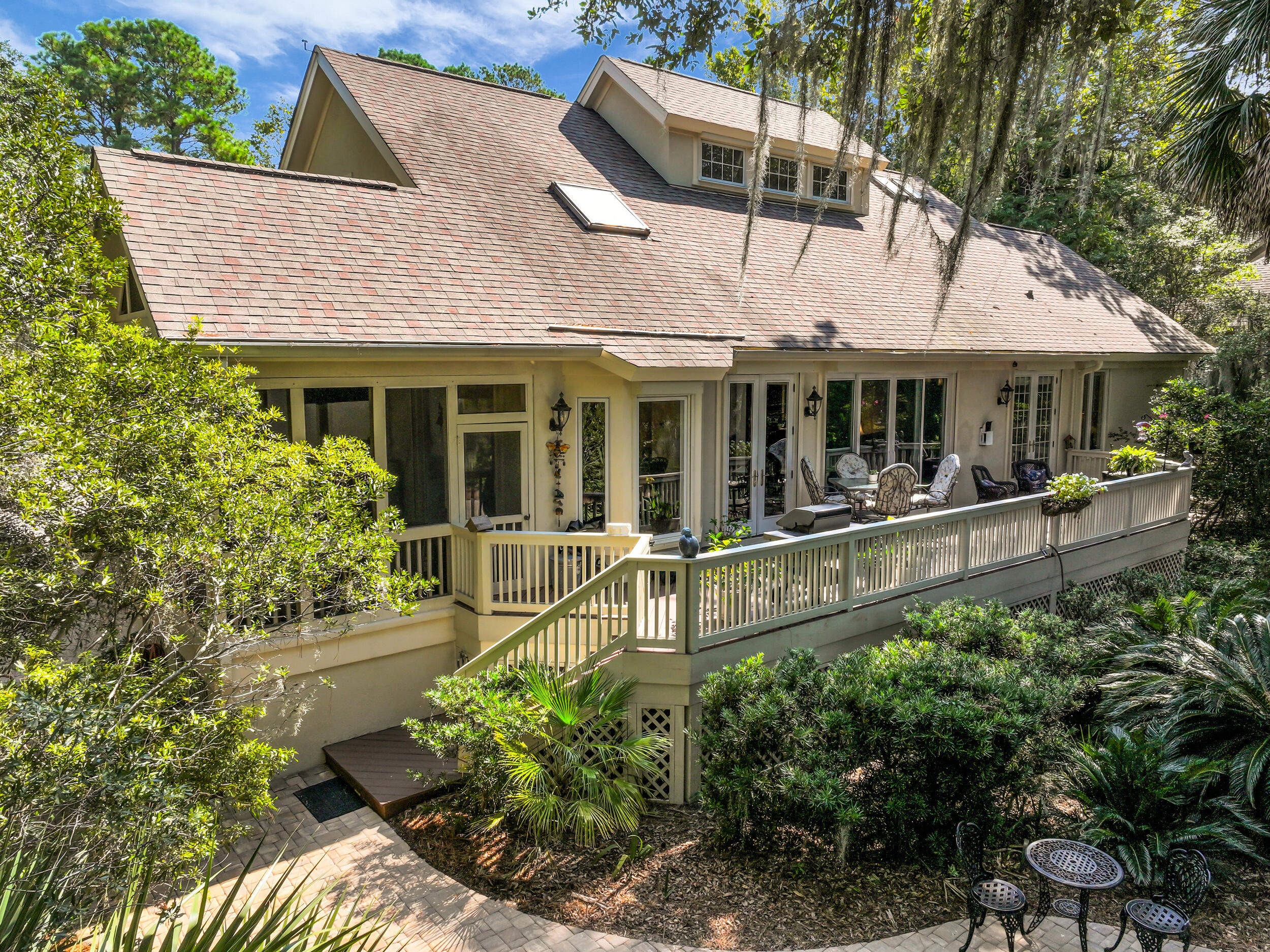 2860 Old Drake Drive
