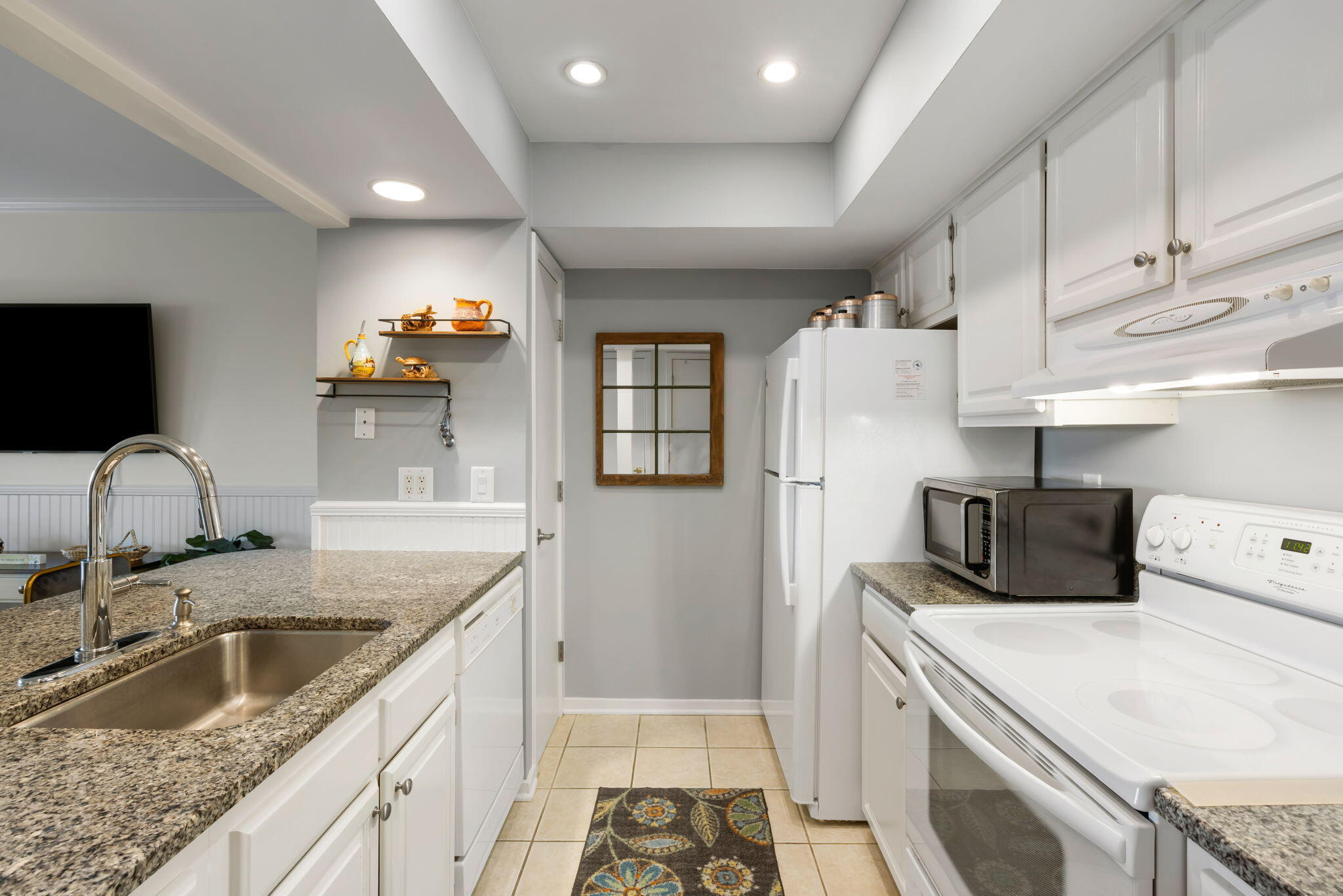 1810 Long Bend Drive