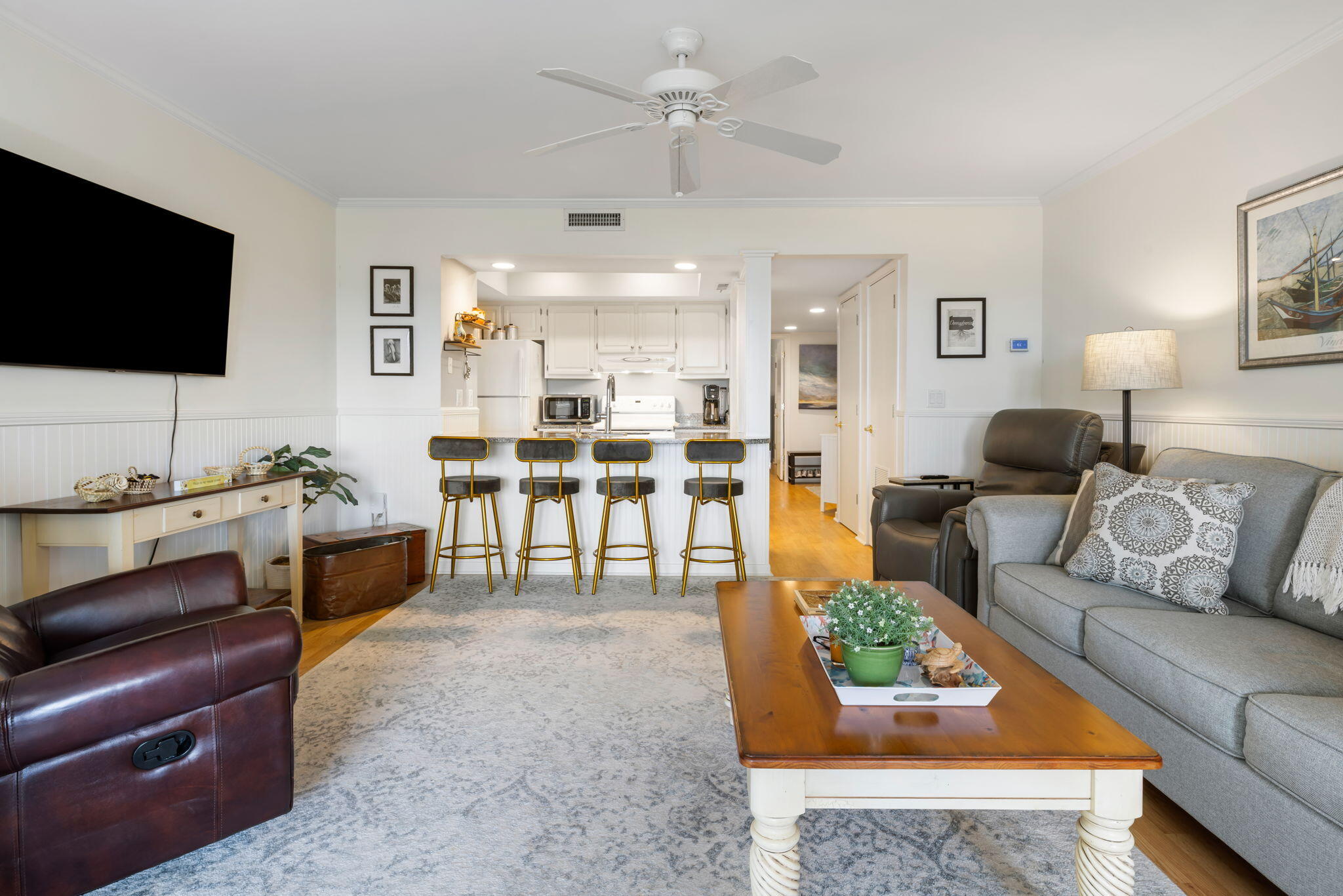 1810 Long Bend Drive