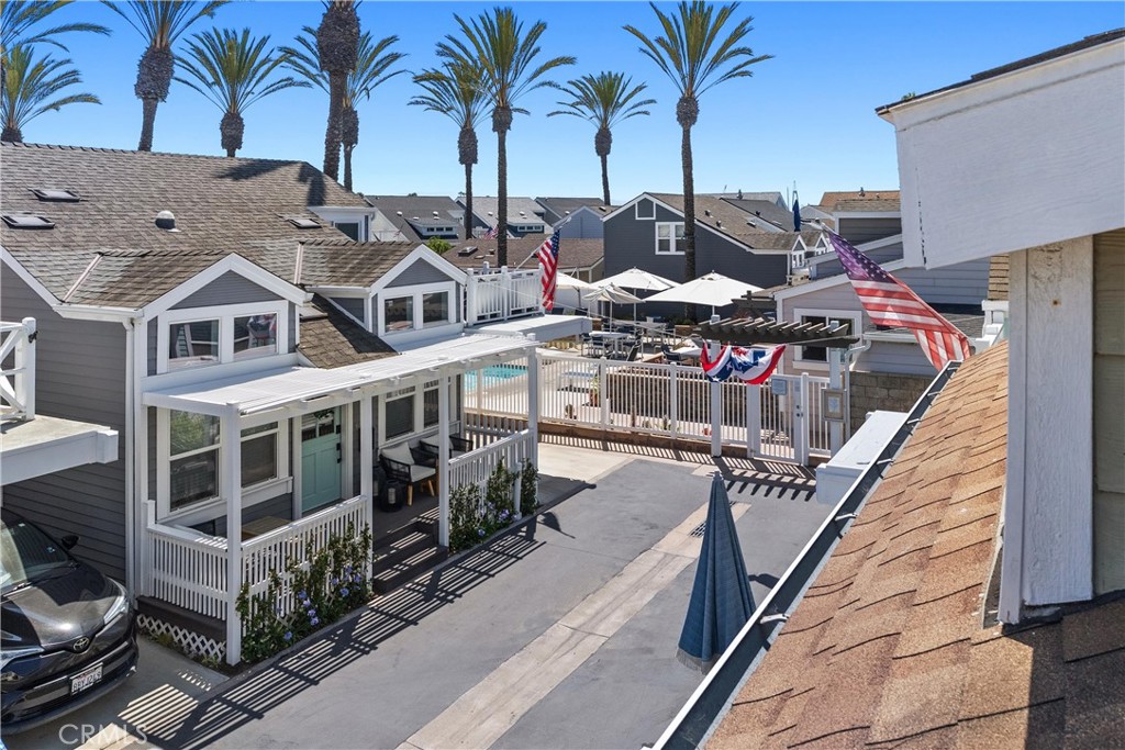28 Cabrillo Street