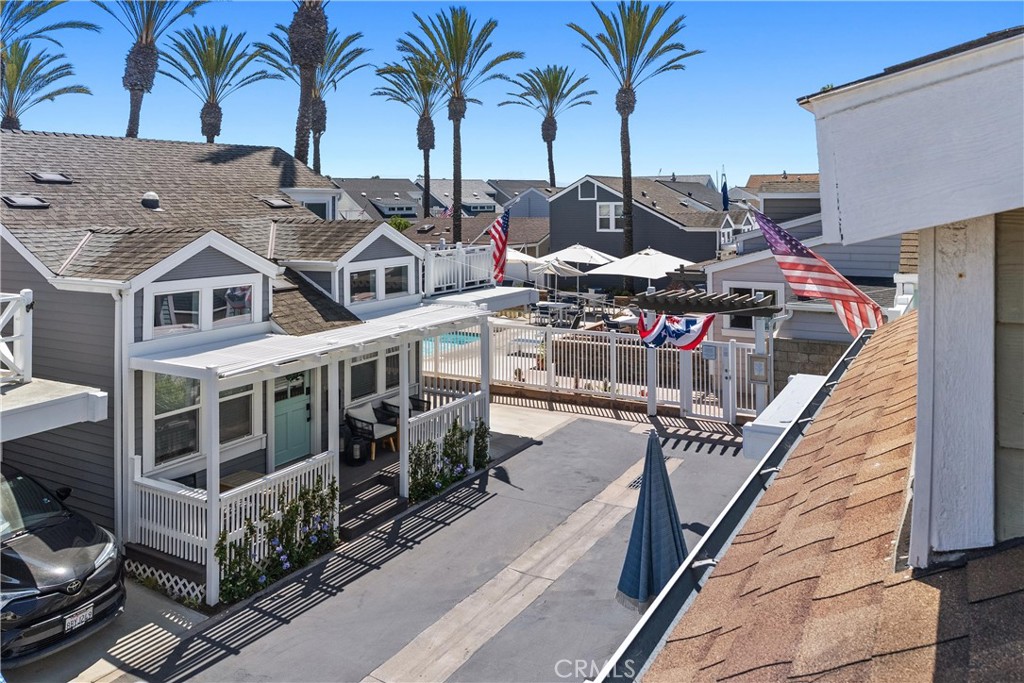 28 Cabrillo Street