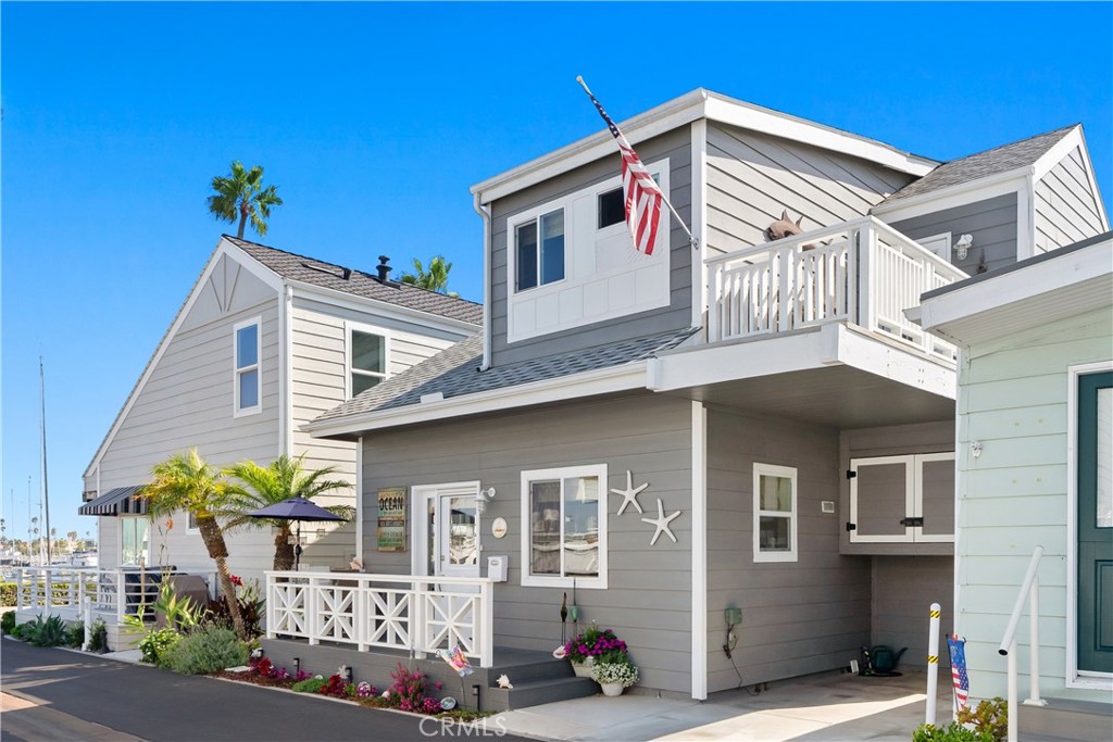 44 Cabrillo Street