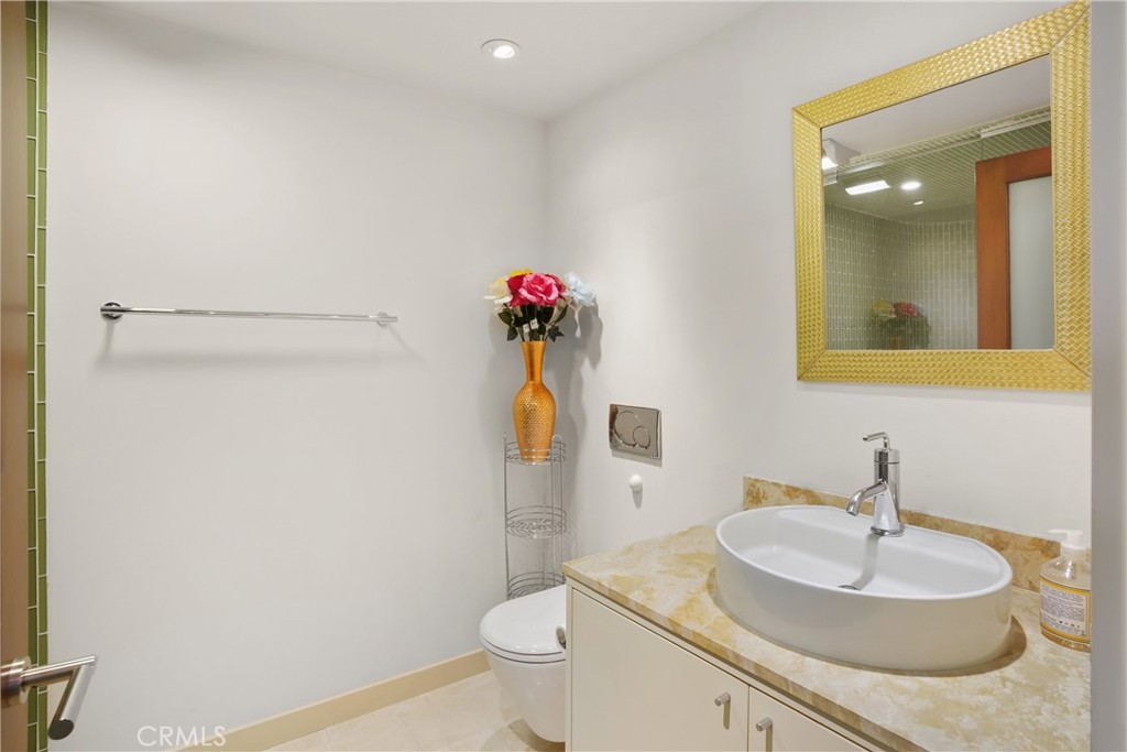 601 Lido Park Drive 8A