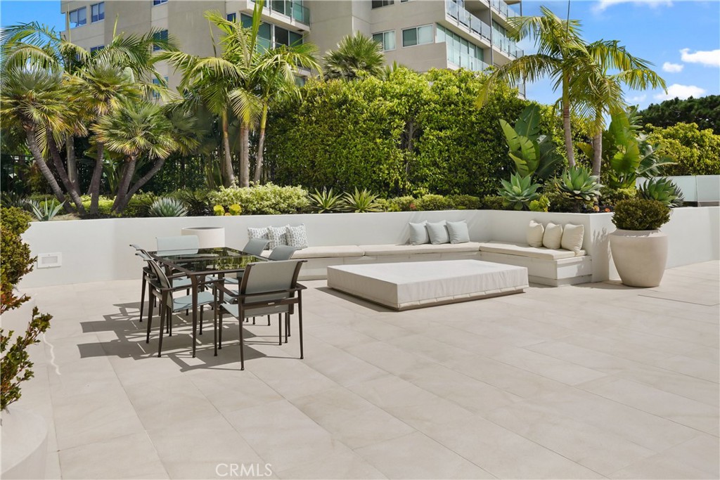 601 Lido Park Drive 8A