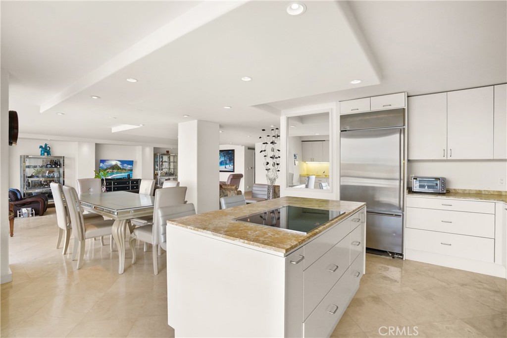 601 Lido Park Drive 8A