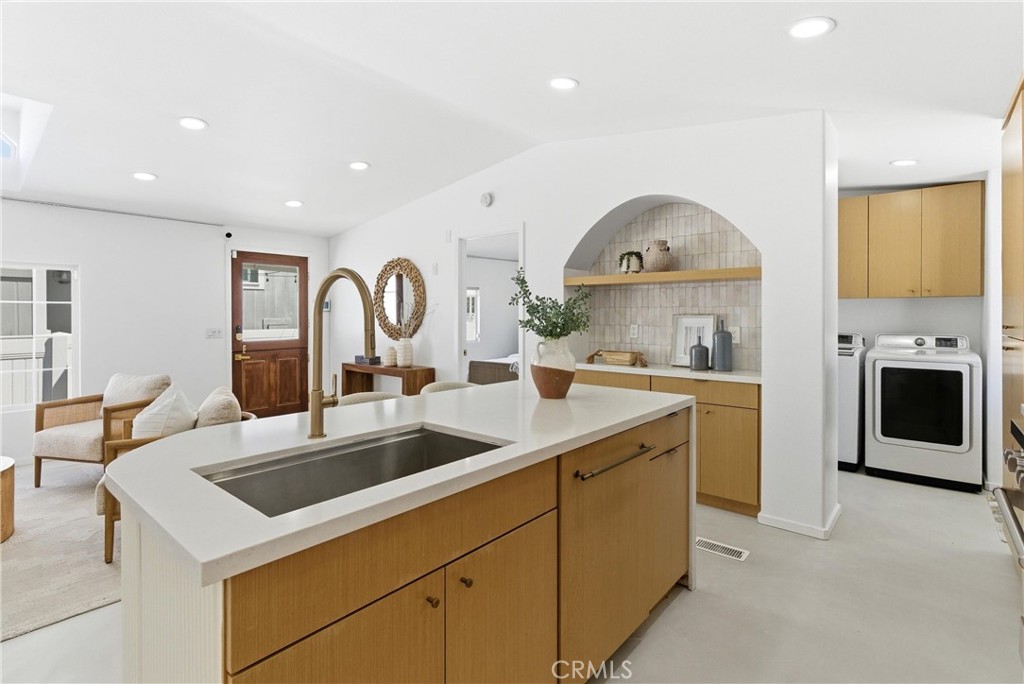 260 Mayflower