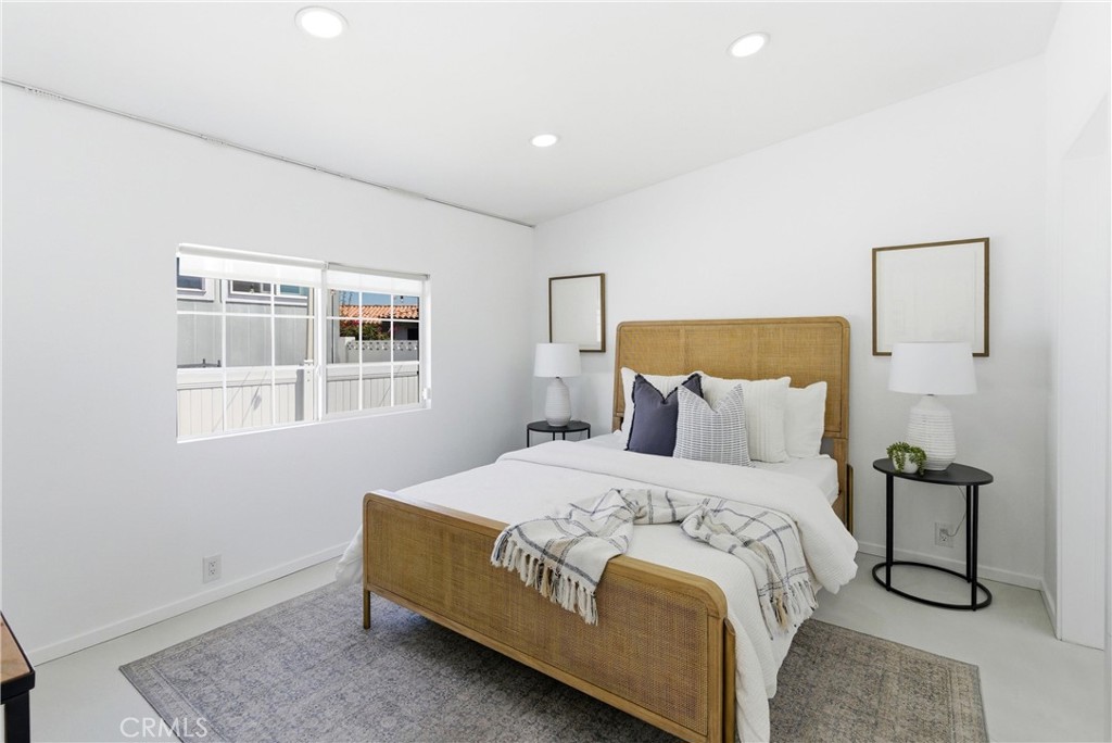 260 Mayflower