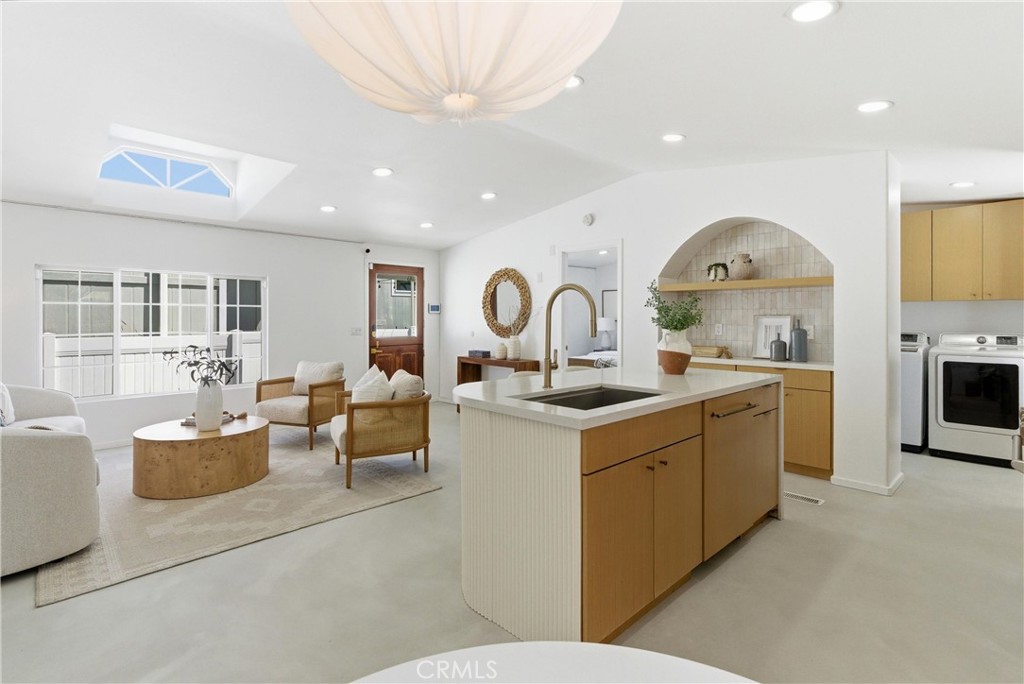 260 Mayflower