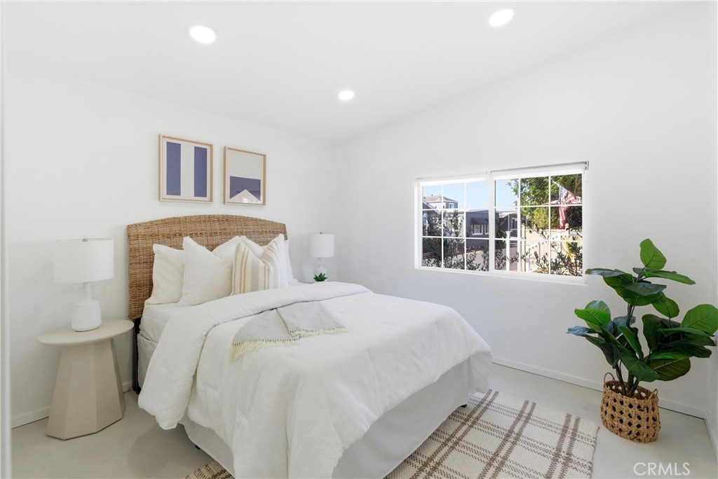 260 Mayflower