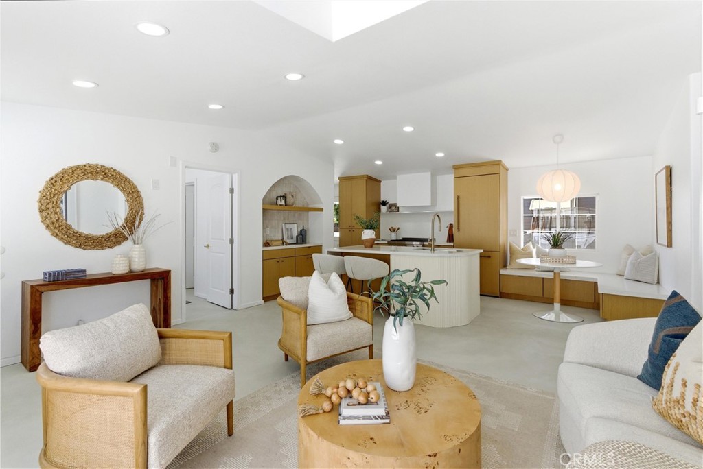 260 Mayflower