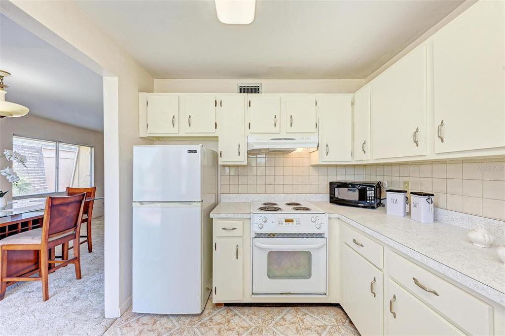 960 APOLLO BEACH BLVD #201