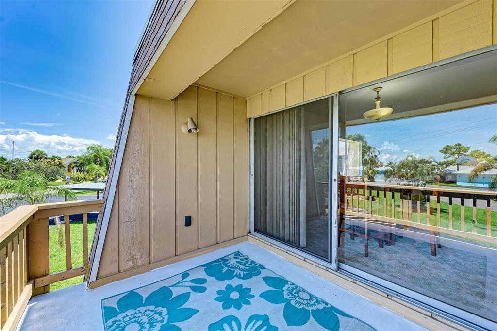 960 APOLLO BEACH BLVD #201