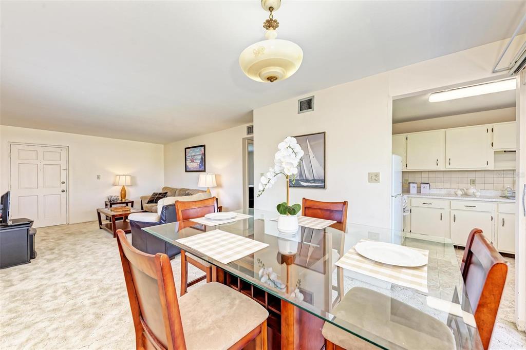 960 APOLLO BEACH BLVD #201